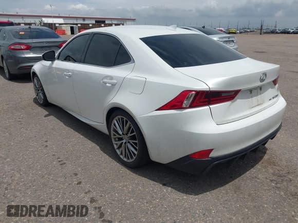 ✅ 2014 Lexus IS 250 • VIN: JTHCF1D22E5006145 • Лот: 42557893. Опубликован ранее на IAAI с пробегом 208 823 миль. Бесплатный доступ к архиву аукционных продаж из США и подробный отчёт об истории автомобиля на DreamBid. Изображение 3.