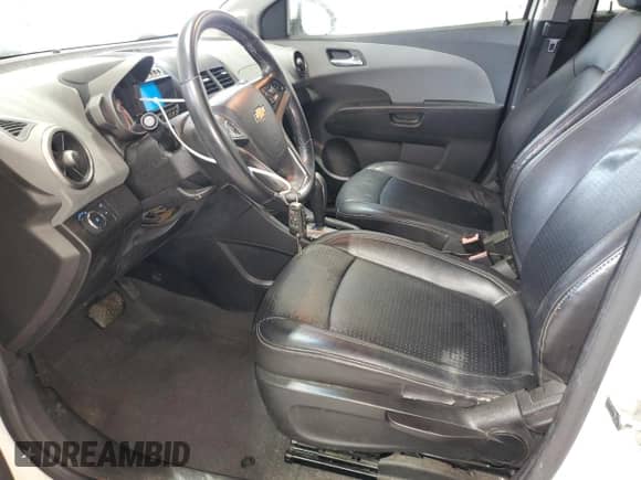 ✅ 2013 Chevrolet Sonic LTZ • VIN: 1G1JE5SHXD4244560 • Lot: 91515575. Listed on Copart with 175,902 mi miles. Access the free auction sales archive from the USA and view a detailed vehicle history report at DreamBid. Image 7.