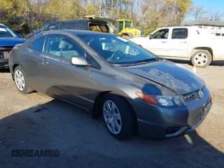 ✅ 2007 Honda Civic LX • VIN: 2HGFG12667H507747 • Лот: 43600636. Опубликован ранее на IAAI с пробегом Не указан. Бесплатный доступ к архиву аукционных продаж из США и подробный отчёт об истории автомобиля на DreamBid. Изображение 1.