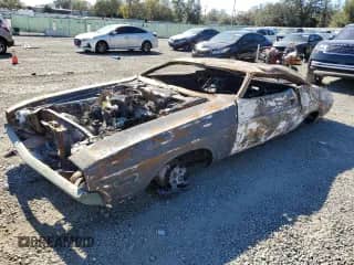 1974 Dodge Challenger z VIN JH23G4B219766, wystawiony jako Copart lot #83709904 z przebiegiem Nie podano mil oraz Nie do naprawy • Non repairable. Historia ofert i sprzedaży dostępna na DreamBid. Obrazek 1.