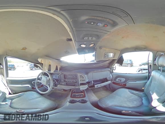 ✅ 2000 GMC Denali • VIN: 1GKEK13R2YR138523 • Lot: 77609804. Listed on Copart with 203,514 mi. Free auction sales archive from the USA and detailed vehicle history report at DreamBid. Image 13.