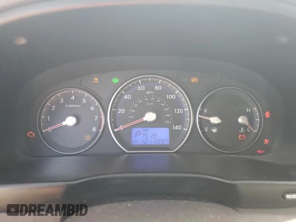 ✅ 2011 Hyundai Santa Fe GLS • VIN: 5XYZG3AB1BG018119 • Lot: 78743554. Listed on Copart with 121,199 mi. Free auction sales archive from the USA and detailed vehicle history report at DreamBid. Image 9.