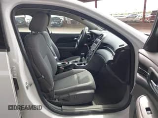 ✅ 2015 Chevrolet Malibu LS • VIN: 1G11A5SL0FF275193 • Лот: 43253343. Опубликован ранее на IAAI с пробегом 125 264 миль. Бесплатный доступ к архиву аукционных продаж из США и подробный отчёт об истории автомобиля на DreamBid. Изображение 5.