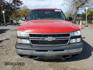 ✅ 2007 Chevrolet Silverado 1500 Work Truck • VIN: 3GCEC14X27G213256 • Lot: 91437995. Wystawiony na Copart z przebiegiem 249 266 mil. Bezpłatny archiwum sprzedaży aukcyjnych z USA i szczegółowy raport historii pojazdu na DreamBid. Zdjęcie 5.