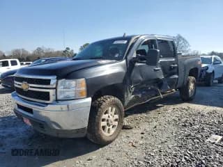 ✅ 2014 Chevrolet Silverado 2500HD LT • VIN: 1GC1KXCG4EF143070 • Лот: 46137485. Опубликован ранее на Copart с пробегом 218 910 миль. Бесплатный доступ к архиву аукционных продаж из США и подробный отчёт об истории автомобиля на DreamBid. Изображение 1.