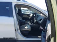 ✅ 2016 Jeep Cherokee Limited • VIN: 1C4PJLDB8GW165133 • Лот: 43435106. Опубликован ранее на IAAI с пробегом 179 303 миль. Бесплатный доступ к архиву аукционных продаж из США и подробный отчёт об истории автомобиля на DreamBid. Изображение 5.