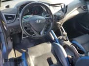✅ 2016 Hyundai Veloster Turbo • VIN: KMHTC6AE4GU251152 • Lot: 77428154. Wystawiony na Copart z przebiegiem 108 016 mil. Bezpłatny archiwum sprzedaży aukcyjnych z USA i szczegółowy raport historii pojazdu na DreamBid. Zdjęcie 8.
