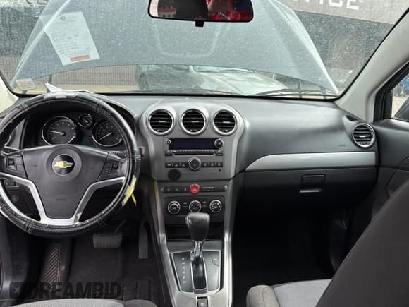 ✅ 2012 Chevrolet Captiva Sport LS • VIN: 3GNAL2EK3CS595366 • Lot: 61148635. Wystawiony na Copart z przebiegiem 208 677 mil. Bezpłatny archiwum sprzedaży aukcyjnych z USA i szczegółowy raport historii pojazdu na DreamBid. Zdjęcie 9.