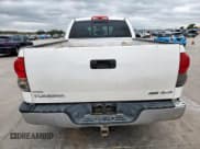 ✅ 2009 Toyota Tundra • VIN: 5TFBW54149X094010 • Lot: 90590785. Wystawiony na Copart z przebiegiem 463 736 mil. Bezpłatny archiwum sprzedaży aukcyjnych z USA i szczegółowy raport historii pojazdu na DreamBid. Zdjęcie 6.