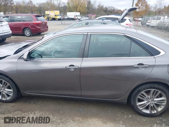 ✅ 2015 Toyota Camry LE • VIN: 4T1BF1FK2FU983315 • Lot: 43505077. Wystawiony na IAAI z przebiegiem 48 819 mil. Bezpłatny archiwum sprzedaży aukcyjnych z USA i szczegółowy raport historii pojazdu na DreamBid. Zdjęcie 14.