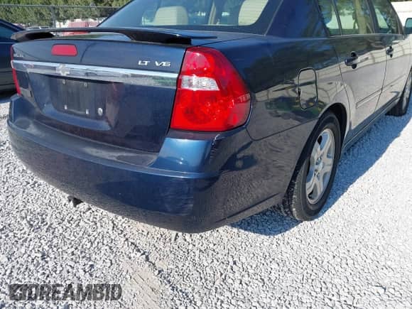 2004 Chevrolet Malibu LT with VIN 1G1ZU54804F123074, listed as a IAAI auction lot 43069062 with 142,486 mi miles and . Bid and sale history available at DreamBid. Image 6.