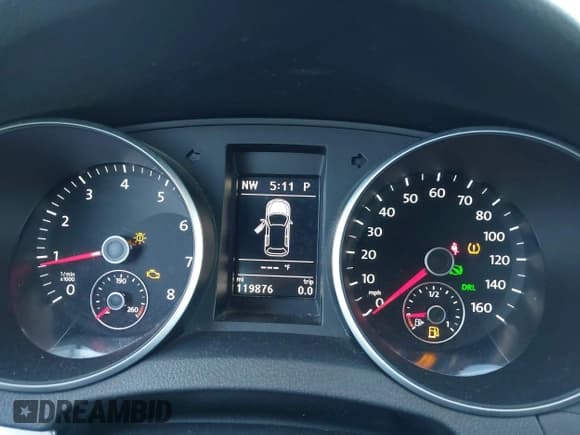 ✅ 2013 Volkswagen Golf • VIN: WVWDB7AJ9DW083345 • Lot: 43640752. Wystawiony na IAAI z przebiegiem 119 876 mil. Bezpłatny archiwum sprzedaży aukcyjnych z USA i szczegółowy raport historii pojazdu na DreamBid. Zdjęcie 7.