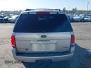 ✅ 2005 Ford Explorer XLT • VIN: 1FMZU73K45ZA17254 • Лот: 41713103. Опубликован ранее на IAAI с пробегом 198 634 миль. Бесплатный доступ к архиву аукционных продаж из США и подробный отчёт об истории автомобиля на DreamBid. Изображение 16.