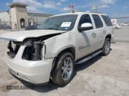 ✅ 2012 GMC Yukon Denali • VIN: 1GKS1EEFXCR317918 • Lot: 43254497. Listed on IAAI with 194,215 mi. Free auction sales archive from the USA and detailed vehicle history report at DreamBid. Image 2.