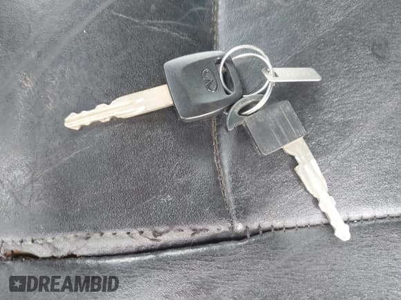 ✅ 2004 Infiniti FX • VIN: JNRAS08U54X110948 • Лот: 42360834. Опубликован ранее на IAAI с пробегом 207 654 миль. Бесплатный доступ к архиву аукционных продаж из США и подробный отчёт об истории автомобиля на DreamBid. Изображение 11.