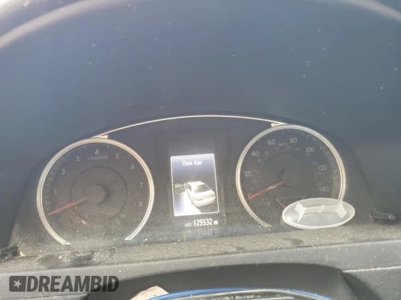 ✅ 2015 Toyota Camry SE • VIN: 4T1BF1FK1FU095932 • Лот: 90670305. Опубликован ранее на Copart с пробегом 125 532 миль. Бесплатный доступ к архиву аукционных продаж из США и подробный отчёт об истории автомобиля на DreamBid. Изображение 9.