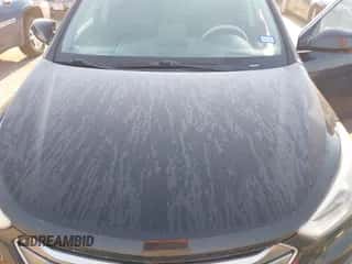 2016 Hyundai Santa Fe z VIN 5XYZT3LB5GG350581, wystawiony jako IAAI lot #43132530 z przebiegiem 175 363 mil mil oraz . Historia ofert i sprzedaży dostępna na DreamBid. Obrazek 6.