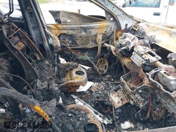 ✅ 2019 Jeep Cherokee Trailhawk Elite • VIN: 1C4PJMBNXKD311748 • Lot: 42286040. Listed on IAAI with Not provided. Free auction sales archive from the USA and detailed vehicle history report at DreamBid. Image 5.