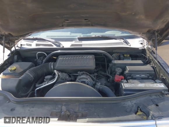 ✅ 2006 Jeep Commander Limited • VIN: 1J8HG58N56C288707 • Lot: 42366711. Listed on IAAI with 132,306 mi. Free auction sales archive from the USA and detailed vehicle history report at DreamBid. Image 10.