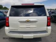 ✅ 2015 Chevrolet Suburban LTZ • VIN: 1GNSKKKC1FR123209 • Lot: 71128734. Wystawiony na Copart z przebiegiem 122 146 mil. Bezpłatny archiwum sprzedaży aukcyjnych z USA i szczegółowy raport historii pojazdu na DreamBid. Zdjęcie 6.