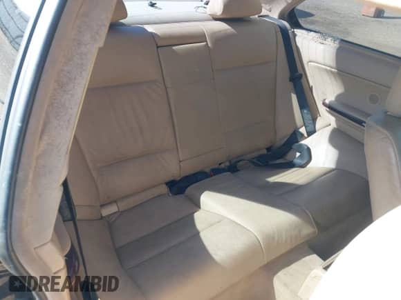 2006 BMW 3 Series 325Ci с VIN WBABD33446PL08864, выставлен на аукционе IAAI как лот 42078036 с пробегом 146 880 миль миль и . История ставок и продаж доступна на DreamBid. Изображение 8.