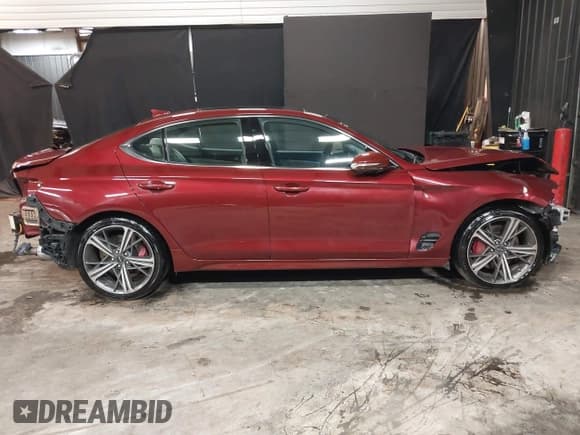 ✅ 2024 Genesis G70 Sport Advanced • VIN: KMTG54SE4RU141094 • Lot: 41557169. Listed on IAAI with 5,776 mi. Free auction sales archive from the USA and detailed vehicle history report at DreamBid. Image 14.