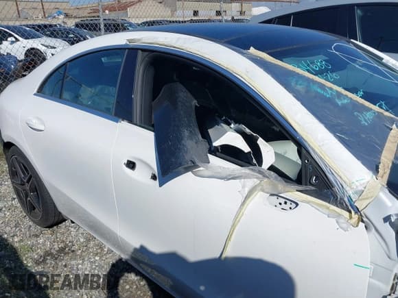 ✅ 2022 Mercedes-Benz CLA 35 AMG • VIN: W1K5J5BB8NN312100 • Lot: 41117904. Listed on IAAI with 37,593 mi. Free auction sales archive from the USA and detailed vehicle history report at DreamBid. Image 13.