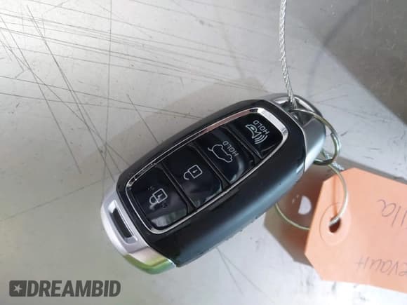 ✅ 2020 Hyundai Santa Fe Limited • VIN: 5NMS53AD4LH282287 • Lot: 42611336. Wystawiony na IAAI z przebiegiem 75 284 mil. Bezpłatny archiwum sprzedaży aukcyjnych z USA i szczegółowy raport historii pojazdu na DreamBid. Zdjęcie 11.