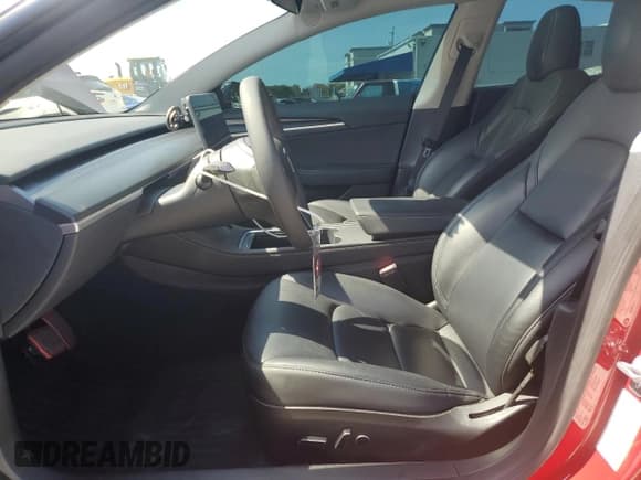 ✅ 2023 Tesla Model 3 • VIN: 5YJ3E1EA8PF571897 • Lot: 57482675. Wystawiony na Copart z przebiegiem 28 091 mil. Bezpłatny archiwum sprzedaży aukcyjnych z USA i szczegółowy raport historii pojazdu na DreamBid. Zdjęcie 7.