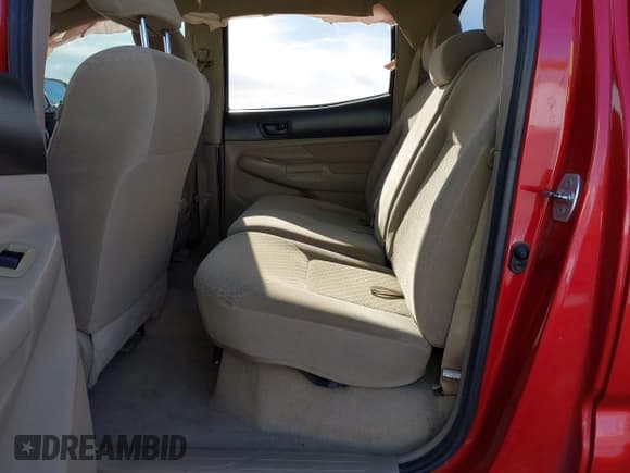 ✅ 2010 Toyota Tacoma PreRunner • VIN: 3TMKU4HN3AM025901 • Lot: 41709049. Listed on IAAI with 168,527 mi. Free auction sales archive from the USA and detailed vehicle history report at DreamBid. Image 8.