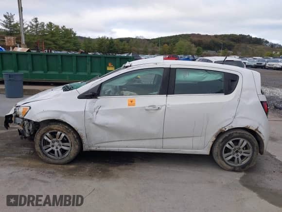 2014 Chevrolet Sonic LT с VIN 1G1JC6SH4E4201054, выставлен на аукционе IAAI как лот 43435918 с пробегом 192 964 миль миль и . История ставок и продаж доступна на DreamBid. Изображение 14.