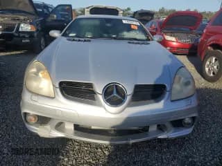 ✅ 2005 Mercedes-Benz SLK AMG • VIN: WDBWK73FX5F054969 • Лот: 74960714. Опубликован ранее на Copart с пробегом Не указан. Бесплатный доступ к архиву аукционных продаж из США и подробный отчёт об истории автомобиля на DreamBid. Изображение 5.