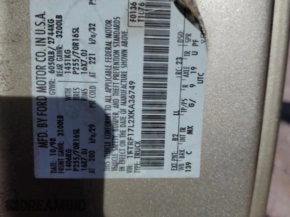 ✅ 1999 Ford F-150 XL • VIN: 1FTRF17L2XKA36749 • Lot: 84671444. Wystawiony na Copart z przebiegiem 148 338 mil. Bezpłatny archiwum sprzedaży aukcyjnych z USA i szczegółowy raport historii pojazdu na DreamBid. Zdjęcie 12.