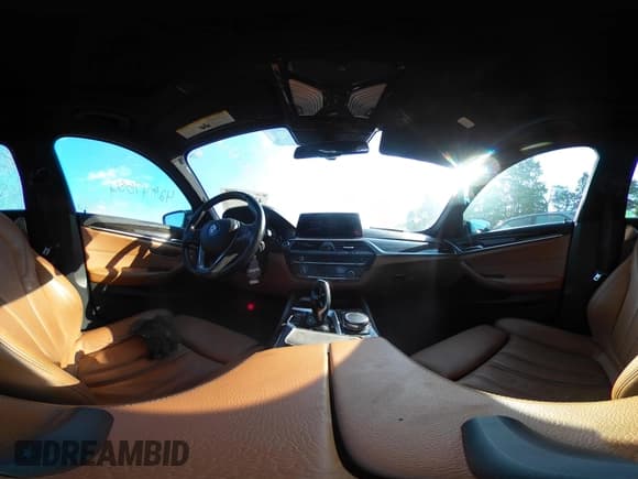 ✅ 2019 BMW 5 Series 530i xDrive • VIN: WBAJA7C58KWW18603 • Lot: 42947656. Listed on IAAI with 129,592 mi. Free auction sales archive from the USA and detailed vehicle history report at DreamBid. Image 21.