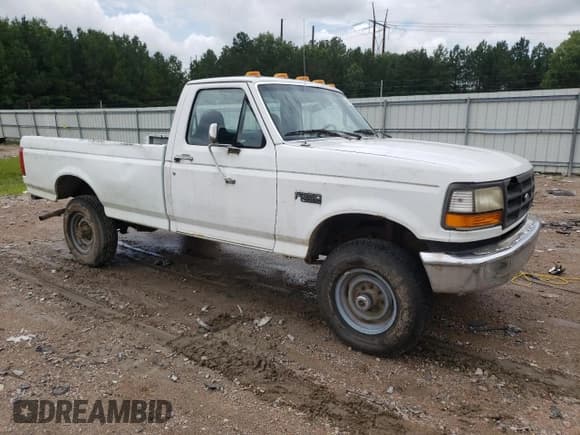 ✅ 1996 Ford F-250 • VIN: 1FTHF26HXTLA46982 • Lot: 63972605. Listed on Copart with 143,988 mi. Free auction sales archive from the USA and detailed vehicle history report at DreamBid. Image 4.
