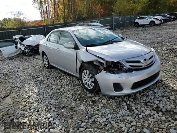 ✅ 2012 Toyota Corolla L • VIN: 2T1BU4EE8CC855810 • Lot: 75913044. Listed on Copart with 132,103 mi. Free auction sales archive from the USA and detailed vehicle history report at DreamBid. Image 11.