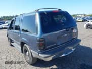 ✅ 1998 Ford Explorer XL • VIN: 1FMZU34X9WZA33714 • Lot: 42191333. Listed on IAAI with 283,124 mi. Free auction sales archive from the USA and detailed vehicle history report at DreamBid. Image 3.