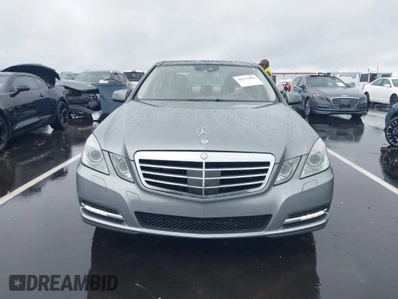✅ 2011 Mercedes-Benz E 550 Luxury • VIN: WDDHF7CB6BA401191 • Lot: 42973462. Listed on IAAI with 113,444 mi. Free auction sales archive from the USA and detailed vehicle history report at DreamBid. Image 12.