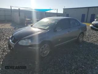 ✅ 2010 Volkswagen Jetta S • VIN: 3VWJX7AJ2AM021671 • Лот: 87061265. Опубликован ранее на Copart с пробегом 155 250 миль. Бесплатный доступ к архиву аукционных продаж из США и подробный отчёт об истории автомобиля на DreamBid. Изображение 1.