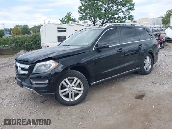 ✅ 2014 Mercedes-Benz GL 450 • VIN: 4JGDF7CE4EA404979 • Лот: 43091221. Опубликован ранее на IAAI с пробегом 132 870 миль. Бесплатный доступ к архиву аукционных продаж из США и подробный отчёт об истории автомобиля на DreamBid. Изображение 17.