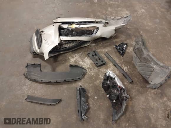 2015 Chevrolet Malibu LS с VIN 1G11B5SL9FF212283, выставлен на аукционе IAAI как лот 42536479 с пробегом 62 444 миль миль и . История ставок и продаж доступна на DreamBid. Изображение 12.