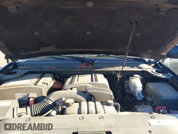 ✅ 2008 Chevrolet Tahoe • VIN: 1GNFC13598R175490 • Lot: 43474702. Wystawiony na IAAI z przebiegiem 106 533 mil. Bezpłatny archiwum sprzedaży aukcyjnych z USA i szczegółowy raport historii pojazdu na DreamBid. Zdjęcie 10.