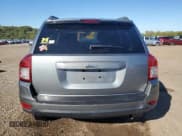 ✅ 2013 Jeep Compass Sport • VIN: 1C4NJCBA4DD102247 • Lot: 85872235. Wystawiony na Copart z przebiegiem 84 670 mil. Bezpłatny archiwum sprzedaży aukcyjnych z USA i szczegółowy raport historii pojazdu na DreamBid. Zdjęcie 6.