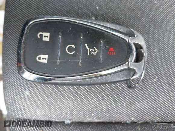 2020 Chevrolet Equinox LT with VIN 2GNAXUEV2L6207908, listed as a IAAI auction lot 43266977 with 105,014 mi miles and . Bid and sale history available at DreamBid. Image 11.