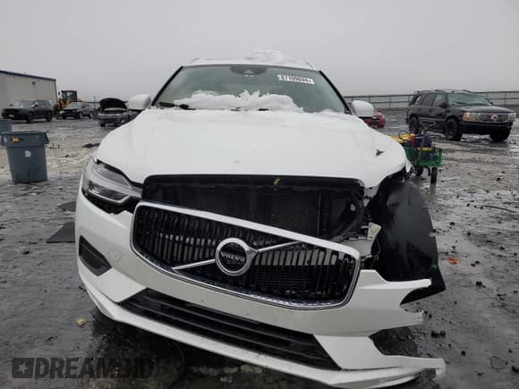 ✅ 2019 Volvo XC60 Momentum • VIN: LYVA22RKXKB224249 • Lot: 87109694. Wystawiony na Copart z przebiegiem 69 190 mil. Bezpłatny archiwum sprzedaży aukcyjnych z USA i szczegółowy raport historii pojazdu na DreamBid. Zdjęcie 5.