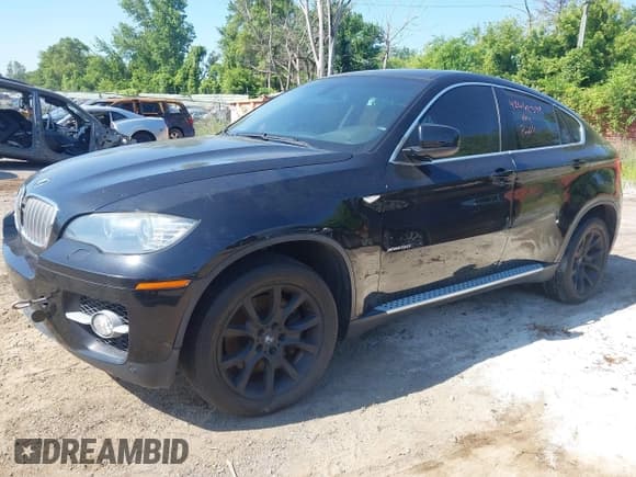 ✅ 2011 BMW X6 50i • VIN: 5UXFG8C55BLZ95323 • Lot: 42662392. Listed on IAAI with 130,203 mi. Free auction sales archive from the USA and detailed vehicle history report at DreamBid. Image 2.