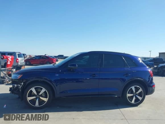 ✅ 2022 Audi Q5 S line Premium Plus • VIN: WA1EAAFY3N2015846 • Lot: 43568157. Wystawiony na IAAI z przebiegiem 39 441 mil. Bezpłatny archiwum sprzedaży aukcyjnych z USA i szczegółowy raport historii pojazdu na DreamBid. Zdjęcie 15.