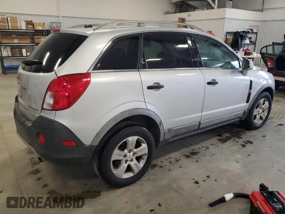 ✅ 2013 Chevrolet Captiva Sport LS • VIN: 3GNAL2EK3DS614922 • Lot: 49655415. Wystawiony na Copart z przebiegiem 157 874 mil. Bezpłatny archiwum sprzedaży aukcyjnych z USA i szczegółowy raport historii pojazdu na DreamBid. Zdjęcie 3.