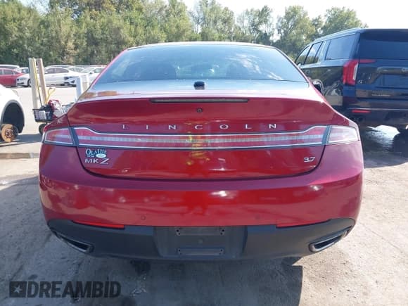 ✅ 2013 Lincoln MKZ • VIN: 3LN6L2GK1DR814907 • Lot: 43350729. Listed on IAAI with 199,963 mi. Free auction sales archive from the USA and detailed vehicle history report at DreamBid. Image 17.