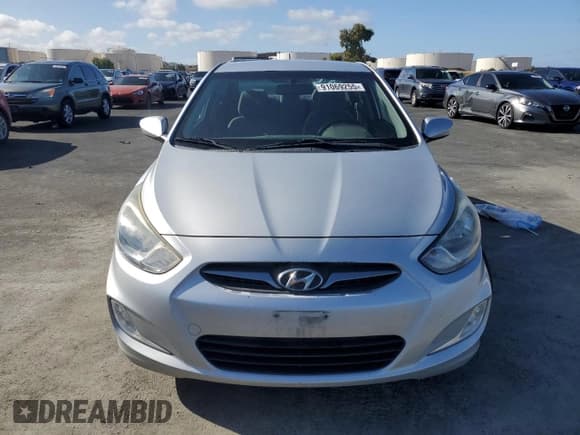 ✅ 2013 Hyundai Accent GLS • VIN: KMHCU4AE1DU582932 • Лот: 91069255. Опубликован ранее на Copart с пробегом 217 095 миль. Бесплатный доступ к архиву аукционных продаж из США и подробный отчёт об истории автомобиля на DreamBid. Изображение 5.